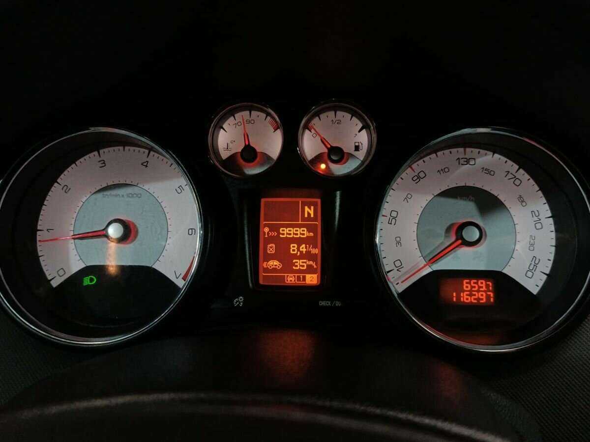 Купить Peugeot 408, 2018, 116 295 км, фото №12