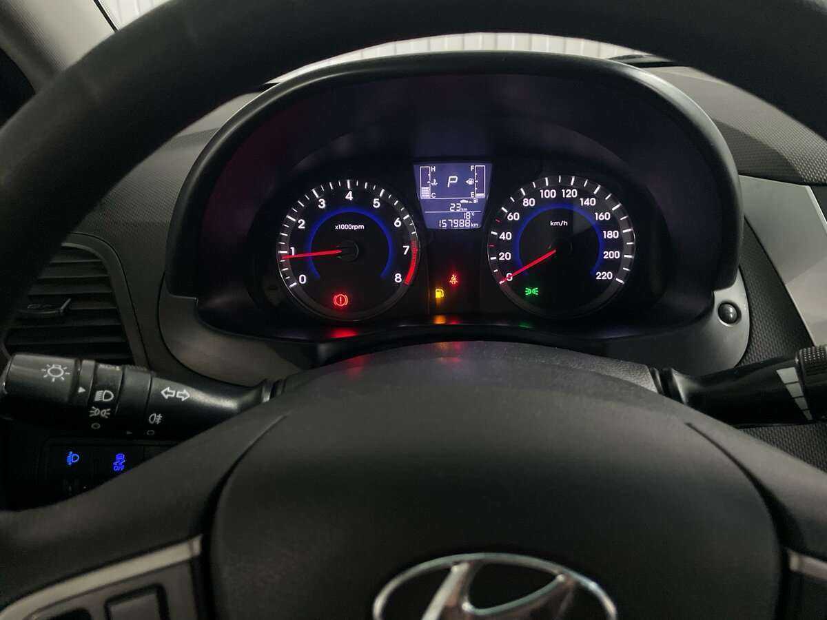 Купить Hyundai Solaris, 2016, 157 979 км, фото №11