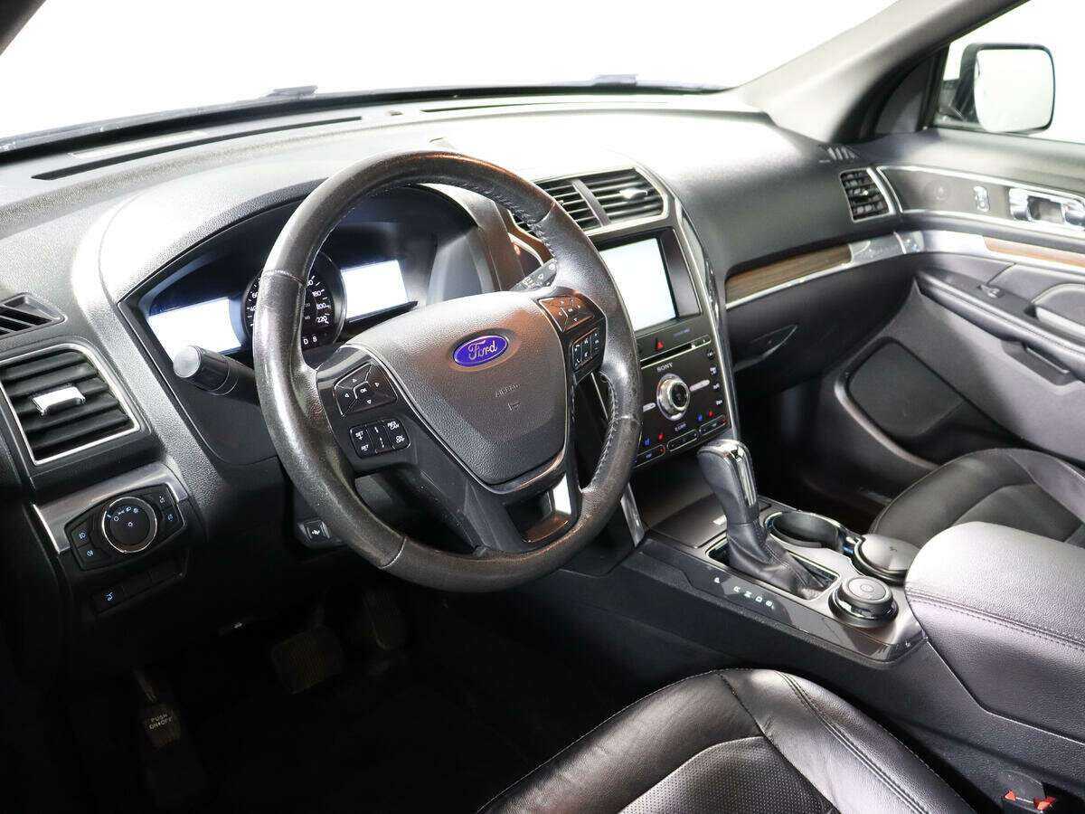 Купить Ford Explorer, 2016, 128 003 км, фото №13