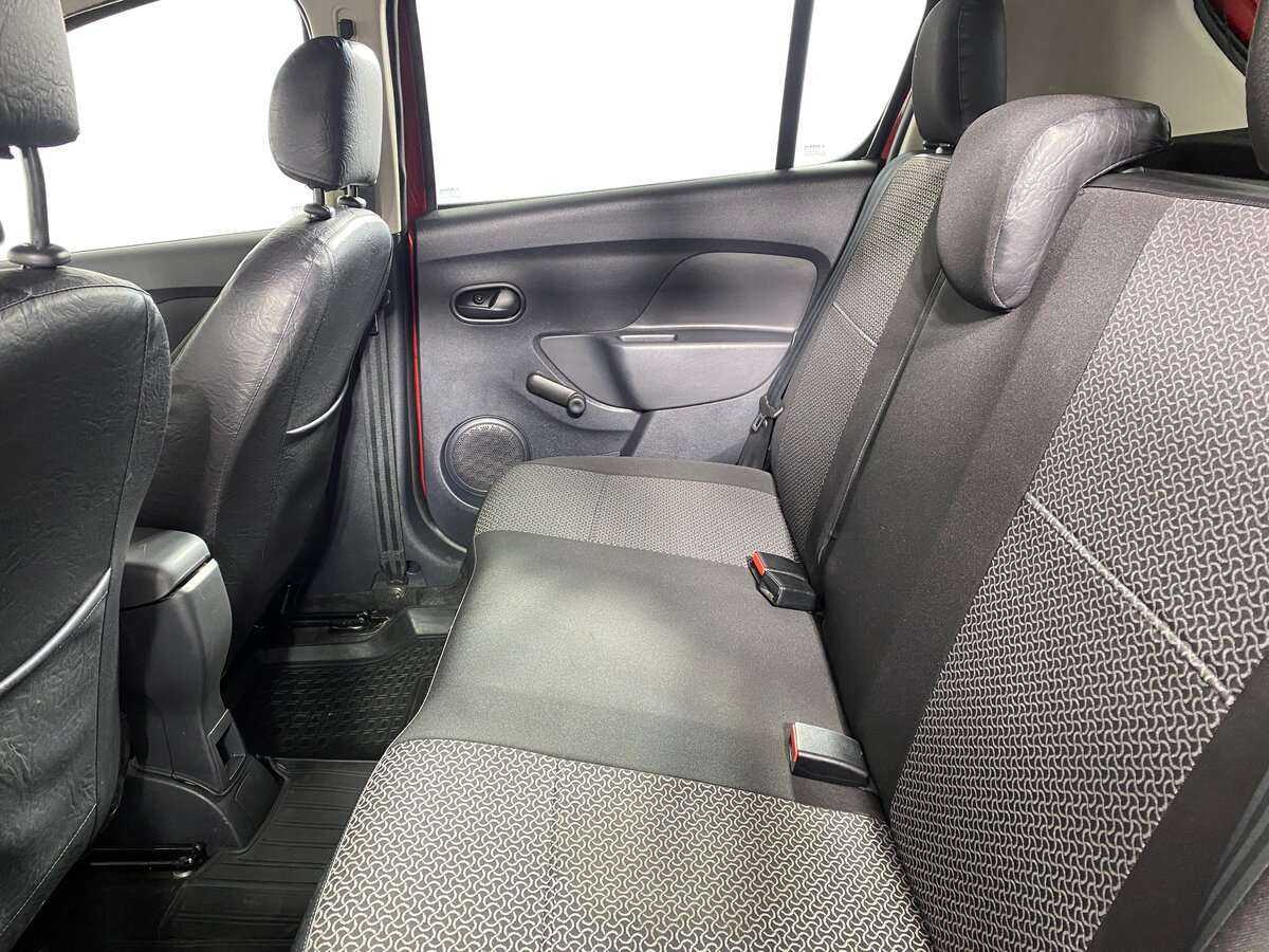 Купить Renault Sandero, 2015, 46 000 км, фото №11