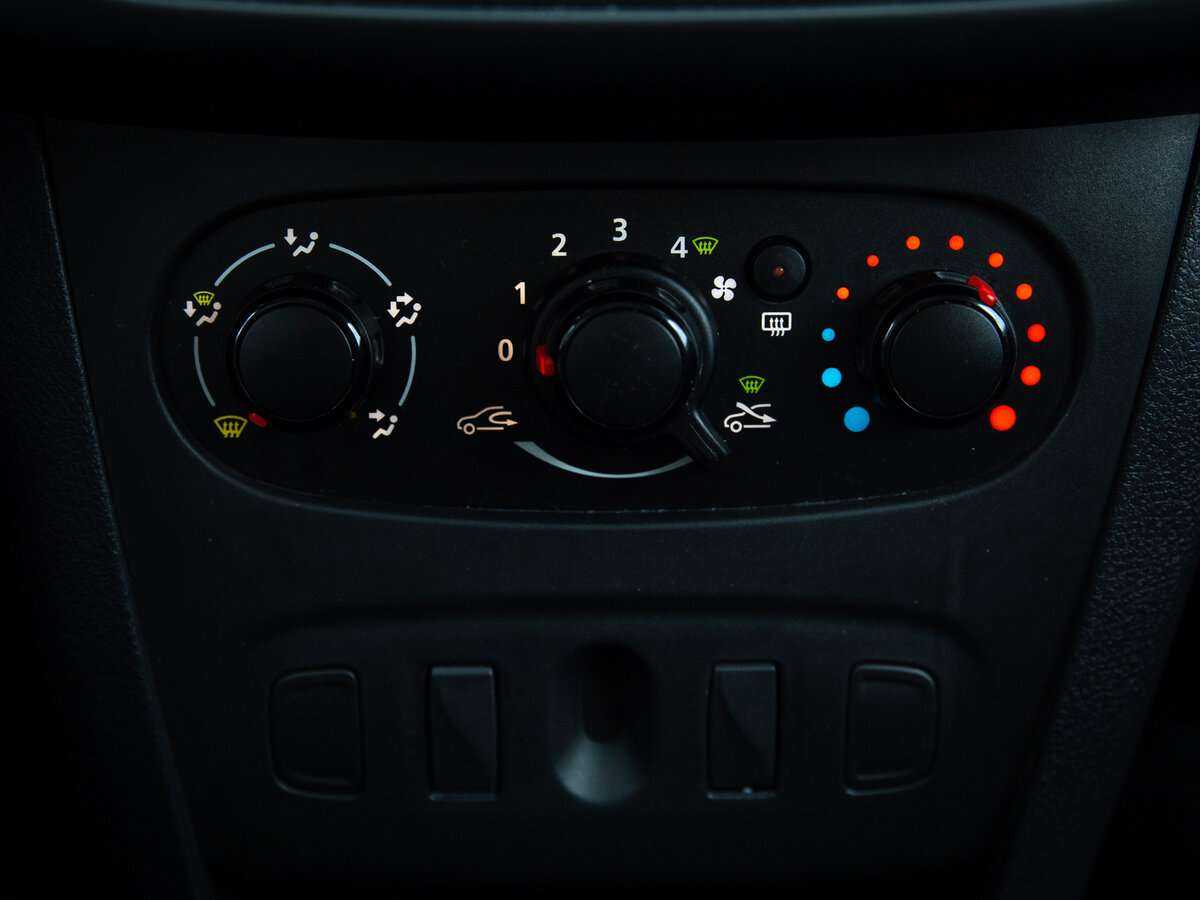 Купить Renault Sandero, 2017, 87 884 км, фото №13