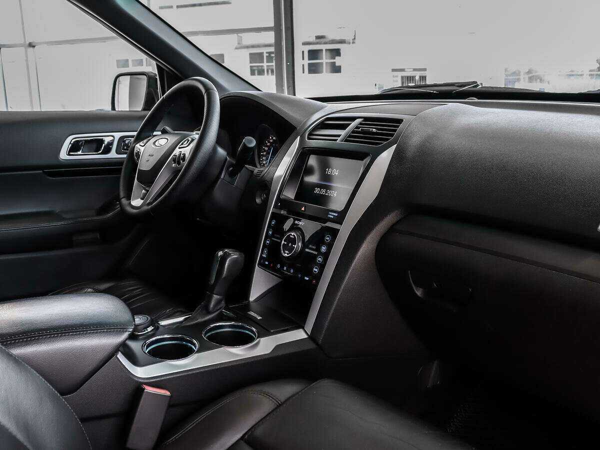 Купить Ford Explorer, 2014, 170 931 км, фото №13