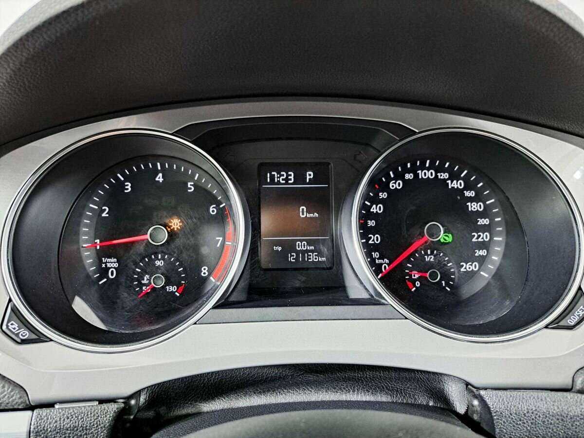 Купить Volkswagen Jetta, 2017, 121 000 км, фото №8