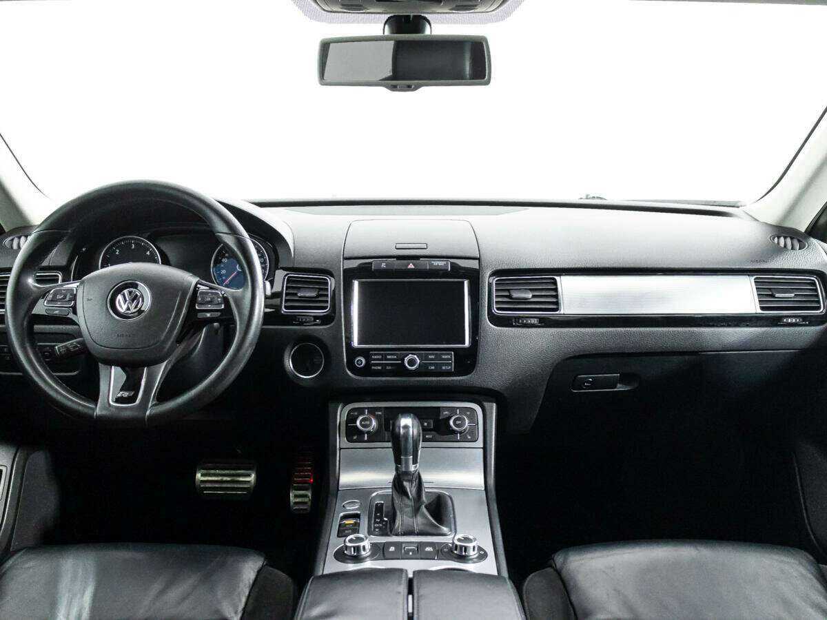 Купить Volkswagen Touareg, 2012, 236 145 км, фото №13