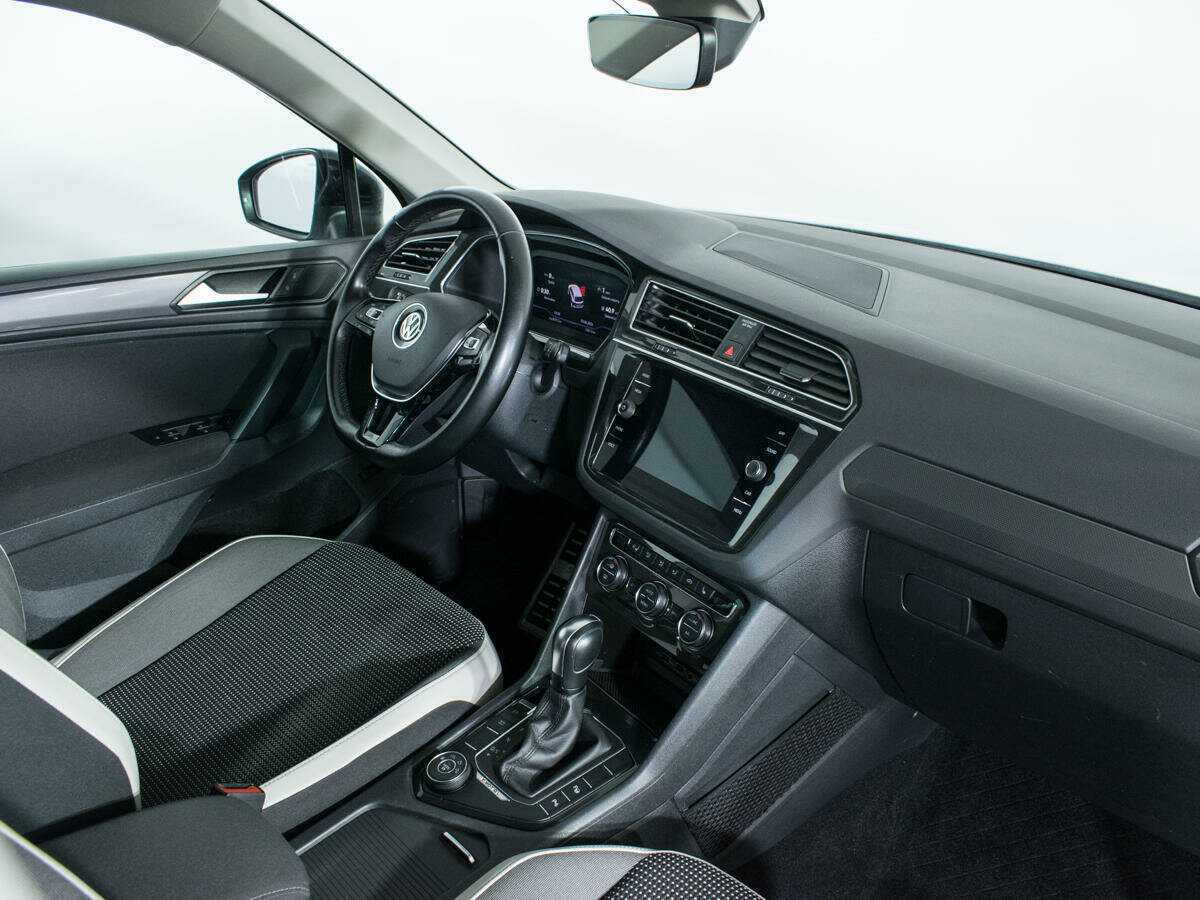Купить Volkswagen Tiguan, 2020, 108 503 км, фото №9
