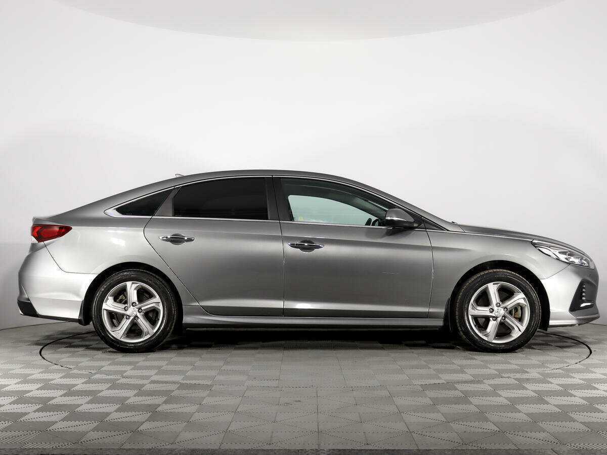 Купить Hyundai Sonata, 2017, 89 498 км, фото №4