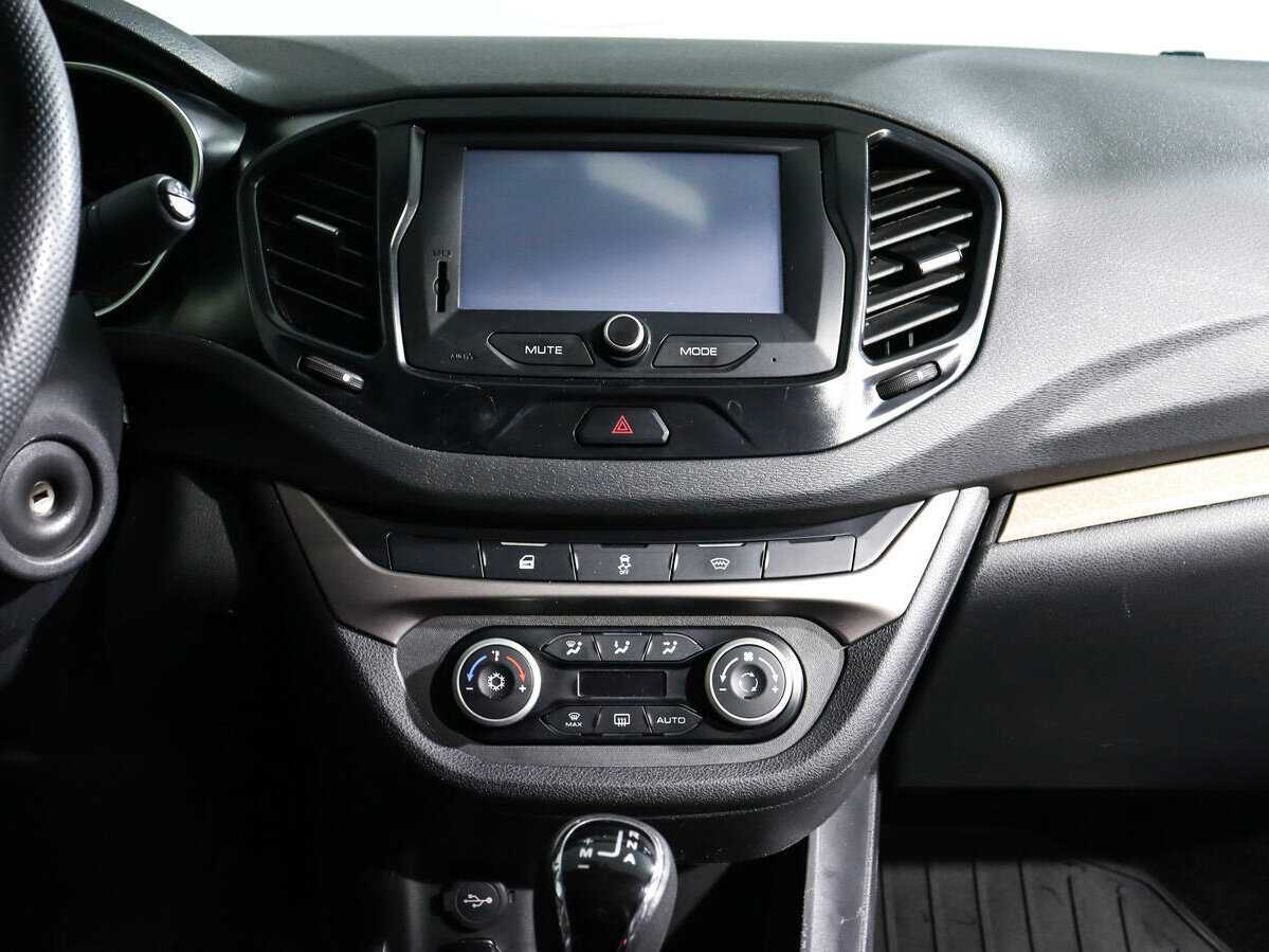 Купить Lada (ВАЗ) Vesta, 2019, 69 328 км, фото №11