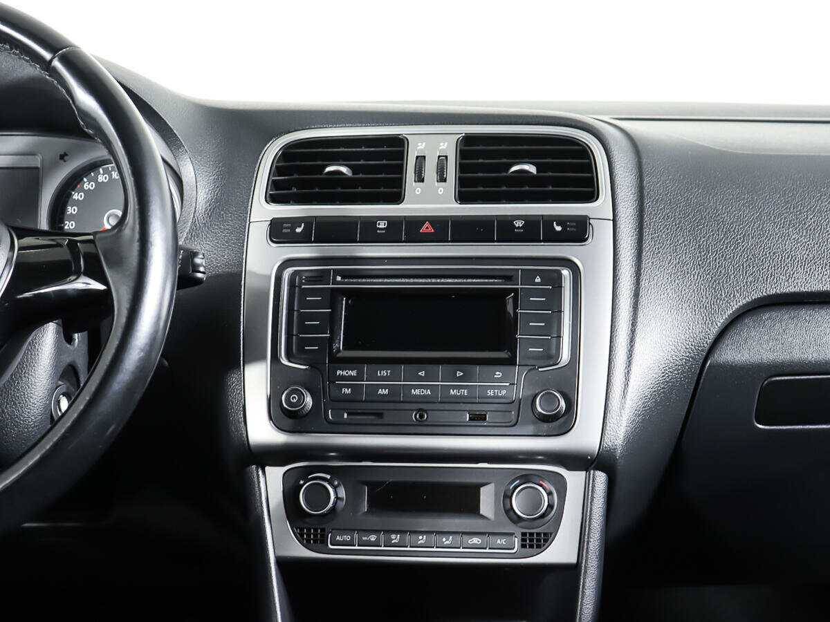 Купить Volkswagen Polo, 2016, 109 805 км, фото №12