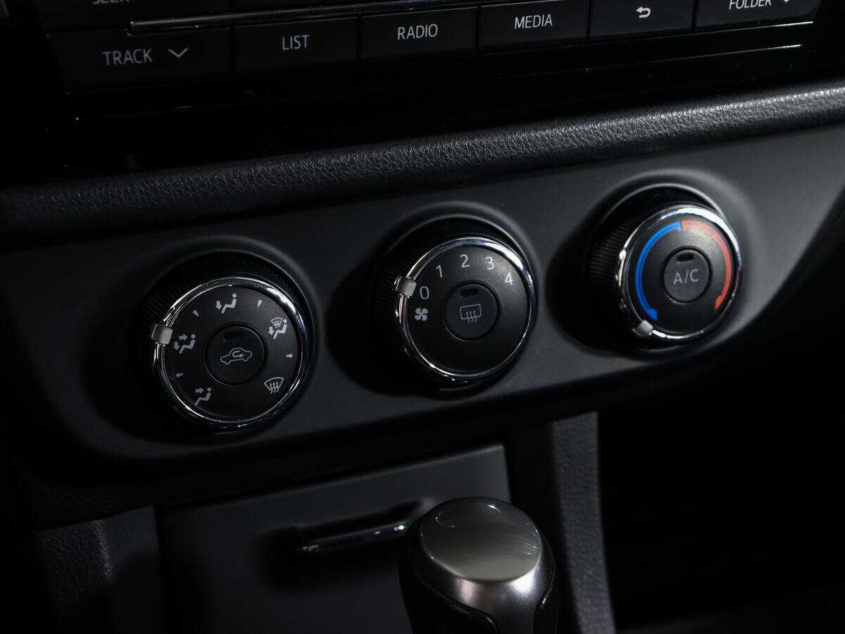 Купить Toyota Corolla, 2016, 73 700 км, фото №14