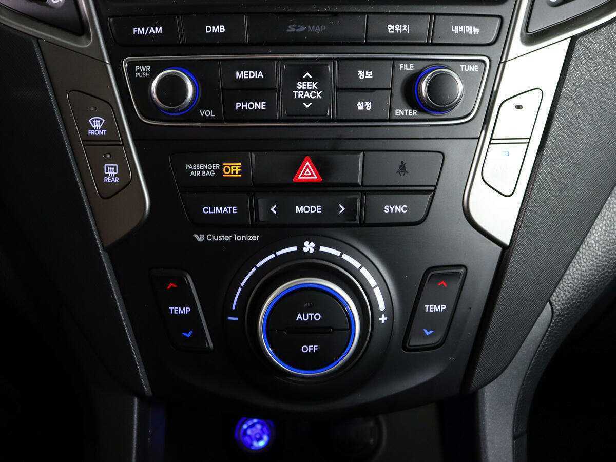 Купить Hyundai Santa Fe, 2016, 130 583 км, фото №24