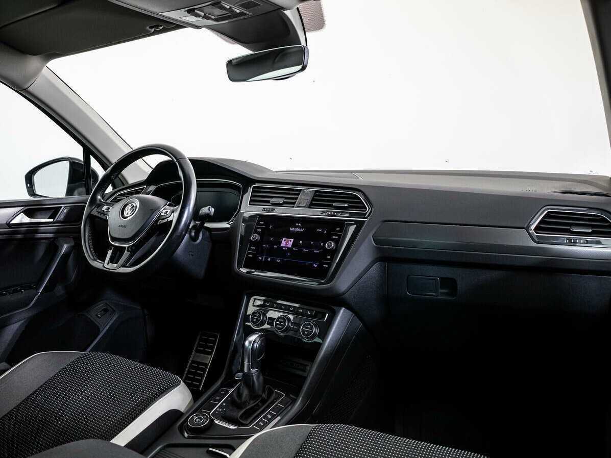 Купить Volkswagen Tiguan, 2019, 132 813 км, фото №9