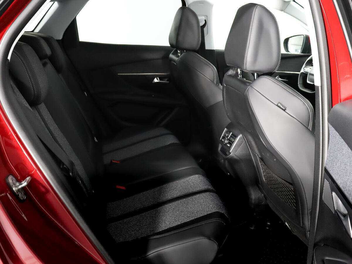 Купить Peugeot 3008, 2017, 82 009 км, фото №11