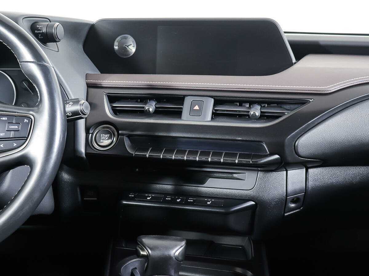 Купить Lexus UX 200, 2019, 100 349 км, фото №10