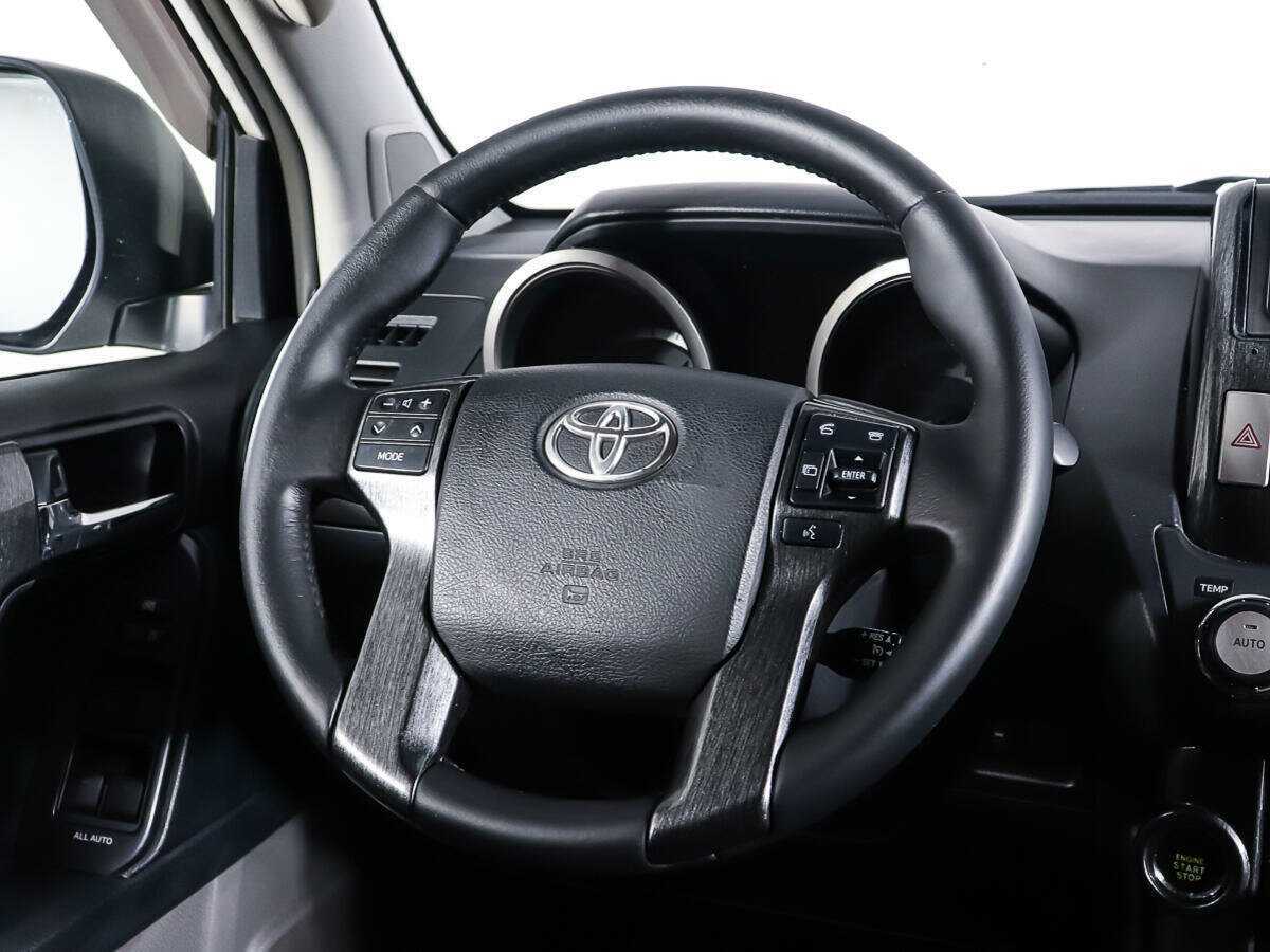 Купить Toyota Land Cruiser Prado, 2012, 240 822 км, фото №15