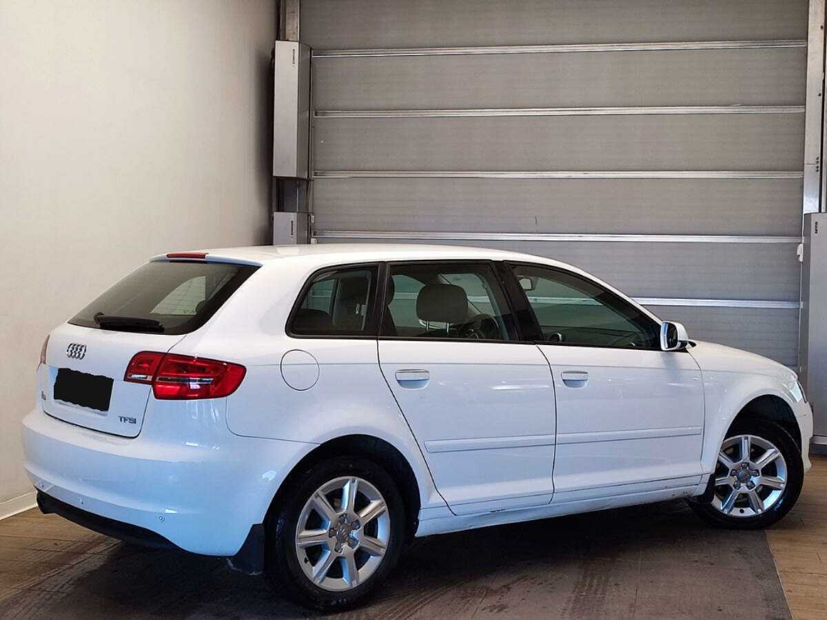 Купить Audi A3 Sportback, 2012, 136 987 км, фото №4