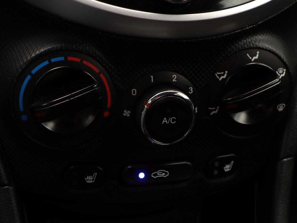 Купить Hyundai Solaris, 2013, 115 978 км, фото №15