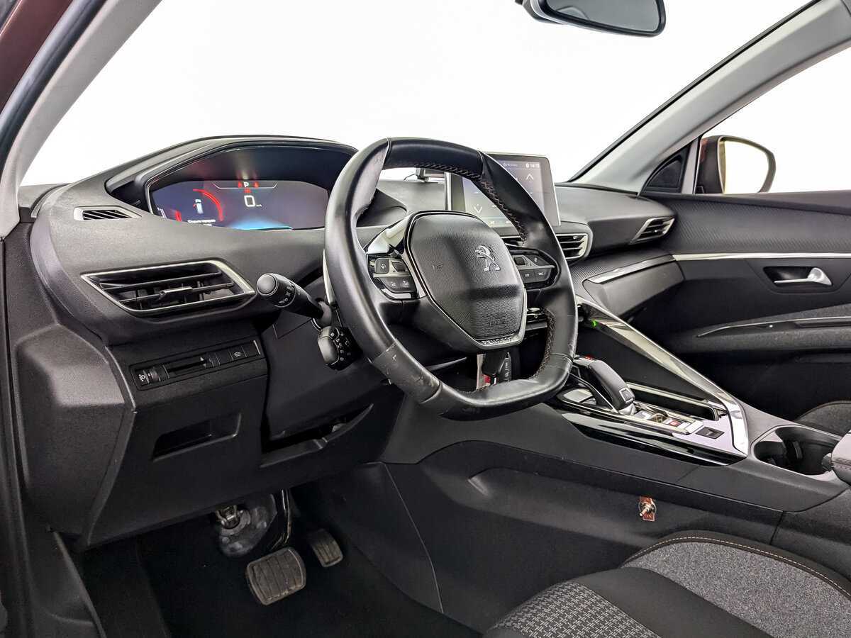 Купить Peugeot 3008, 2017, 30 685 км, фото №14