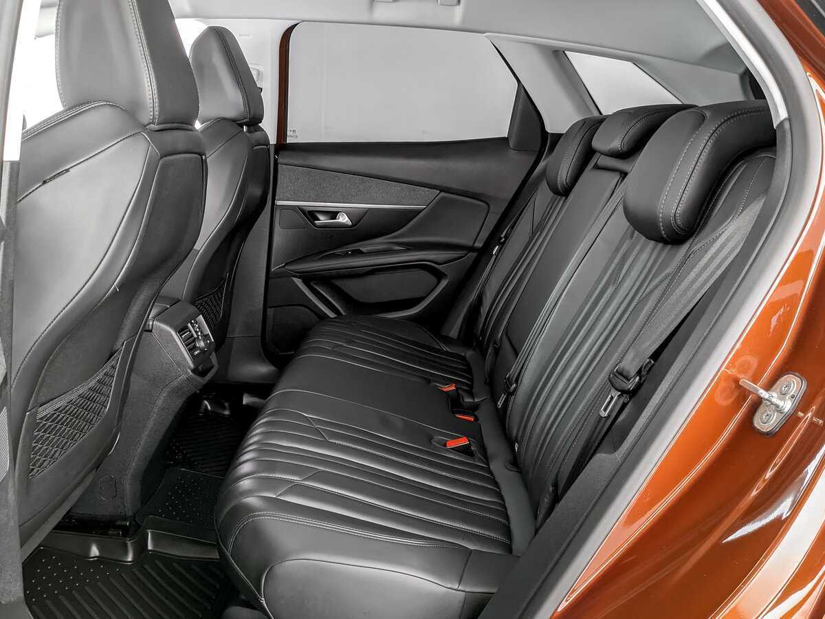 Купить Peugeot 3008, 2017, 91 000 км, фото №10