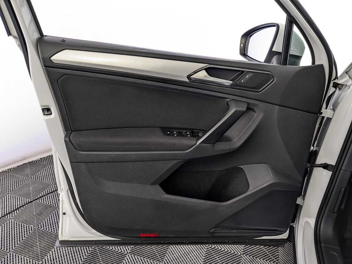 Купить Volkswagen Tiguan, 2017, 132 657 км, фото №15