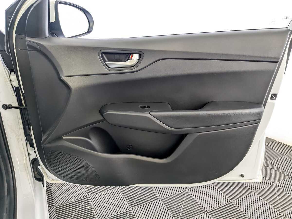 Купить Hyundai Solaris, 2020, 55 053 км, фото №19