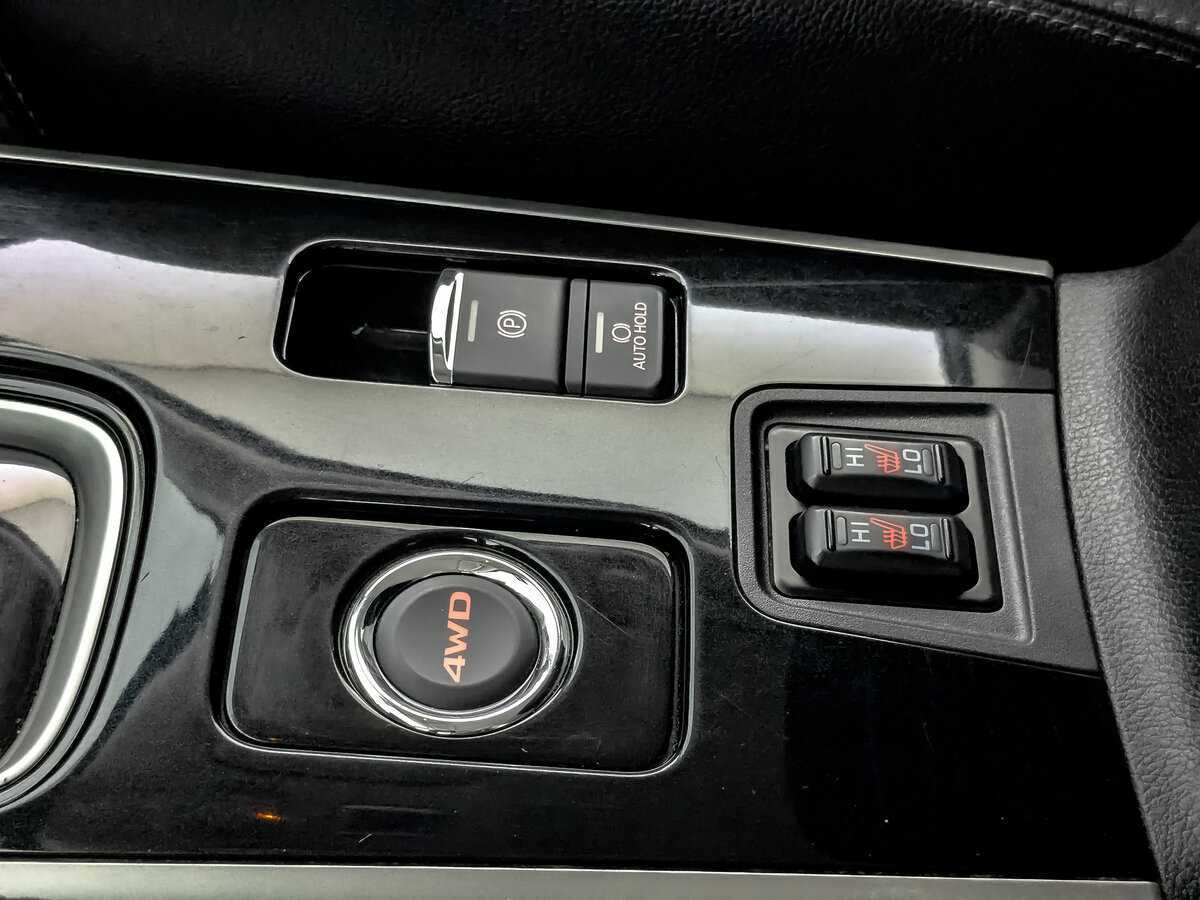 Купить Mitsubishi Outlander, 2017, 228 089 км, фото №23