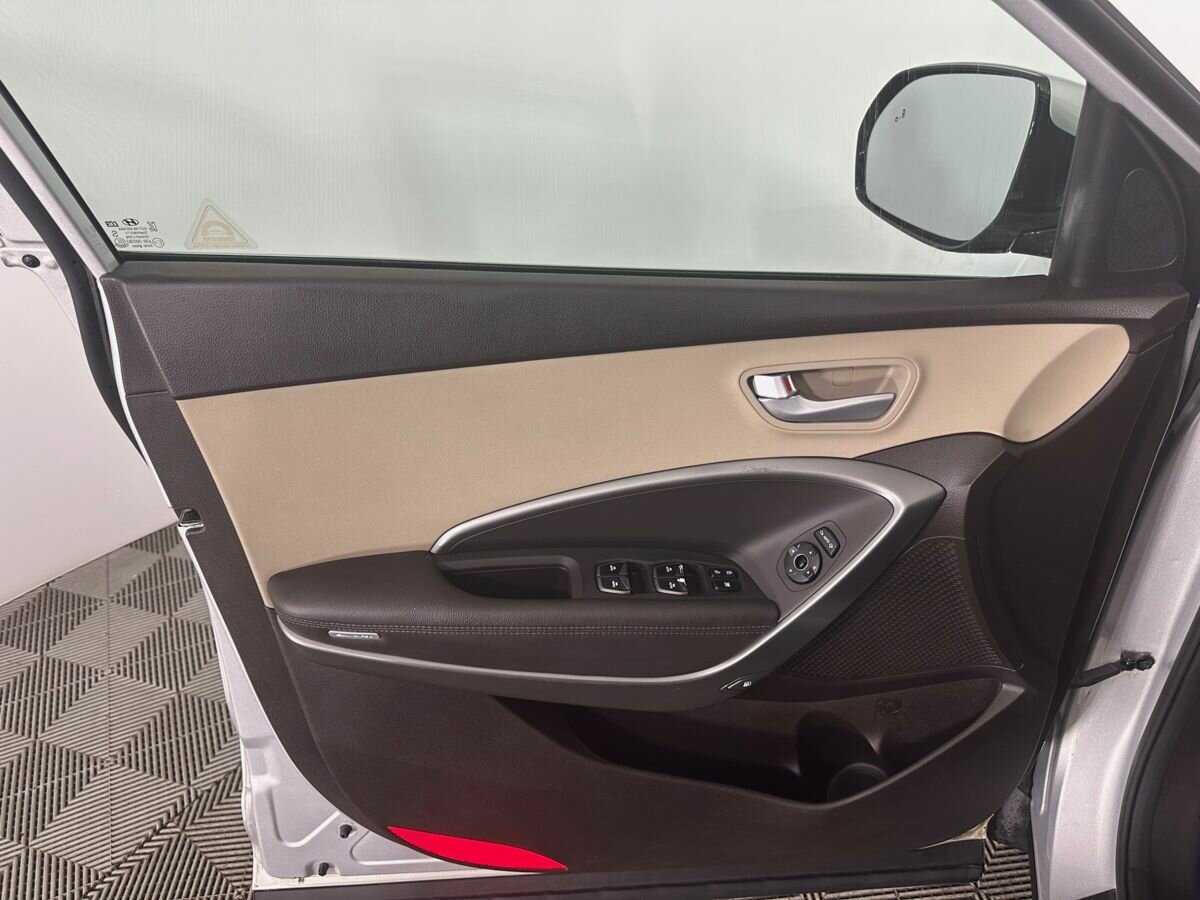 Купить Hyundai Santa Fe, 2017, 137 300 км, фото №8