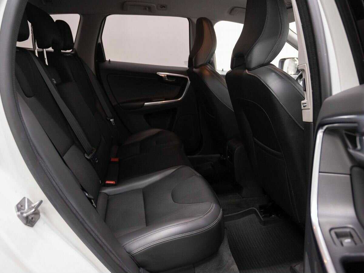 Купить Volvo XC60, 2017, 100 800 км, фото №10