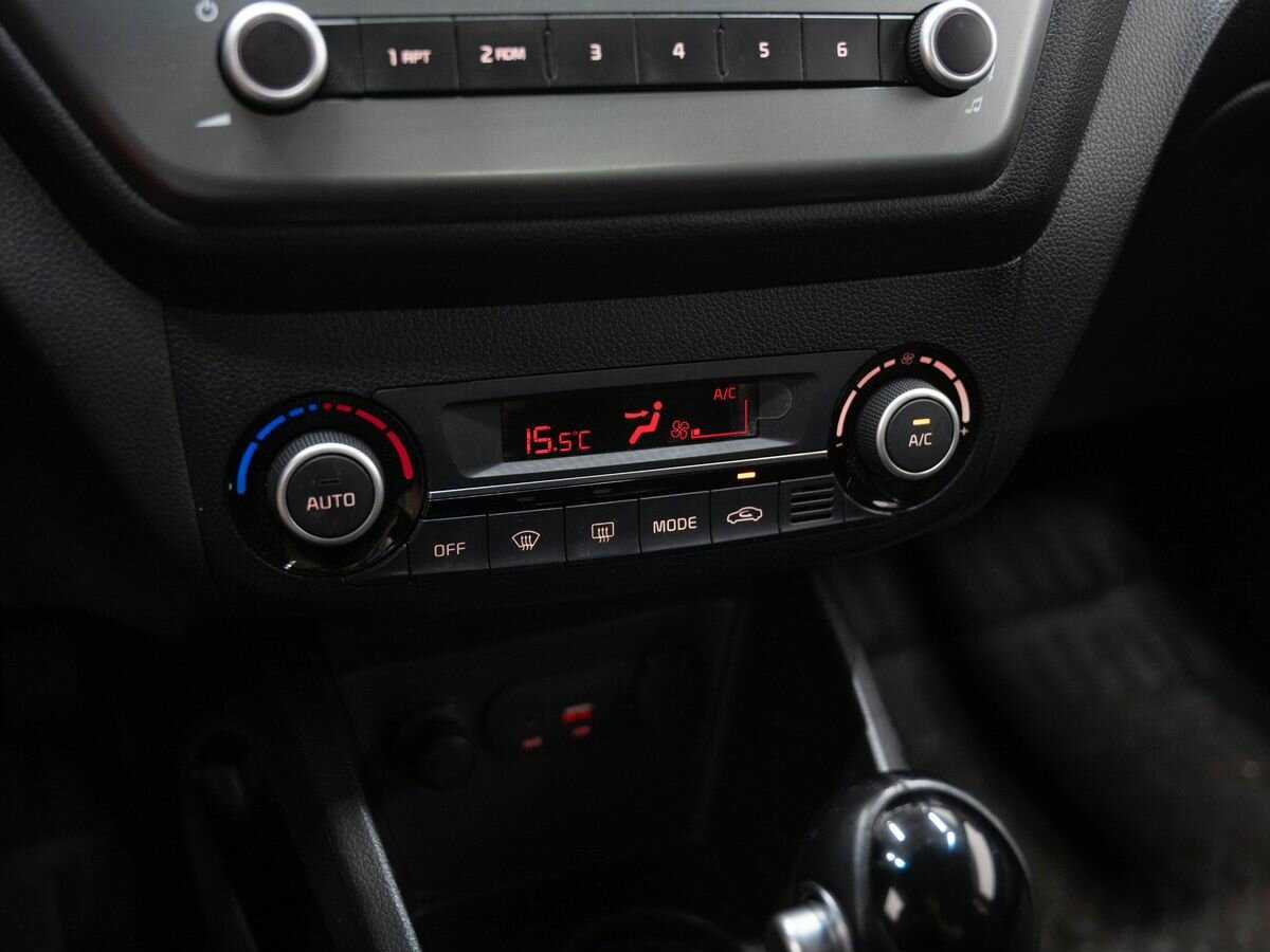 Купить Kia Rio, 2016, 70 933 км, фото №19