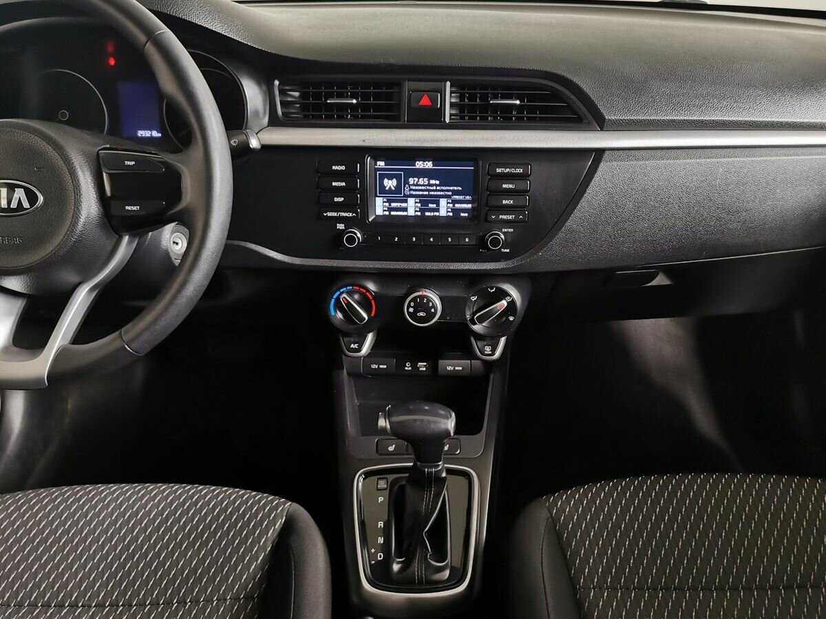 Купить Kia Rio, 2018, 293 216 км, фото №11