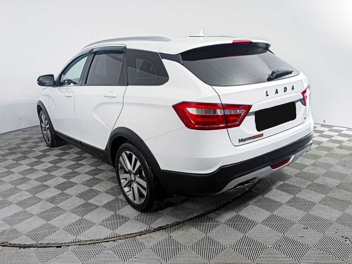 Купить Lada (ВАЗ) Vesta SW Cross, 2017, 100 241 км, фото №7