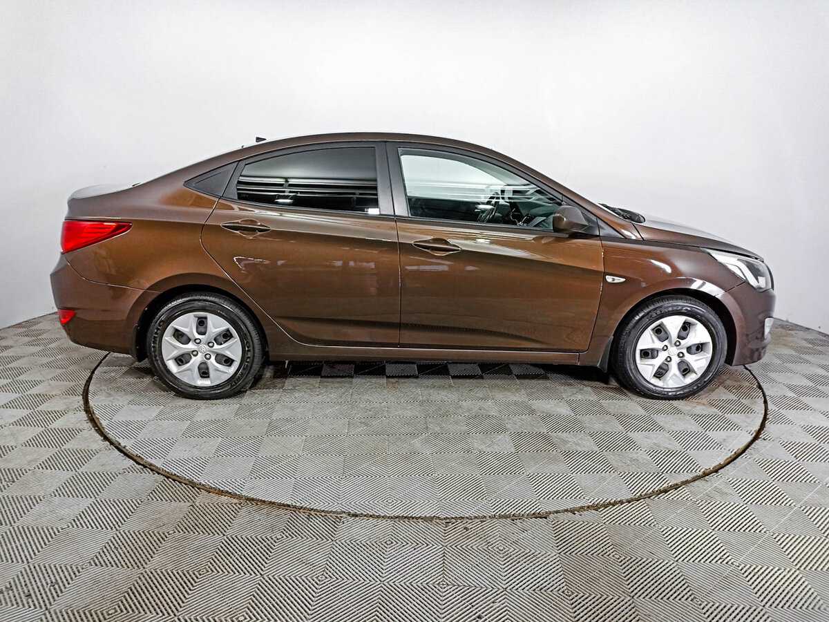 Купить Hyundai Solaris, 2015, 70 454 км, фото №4