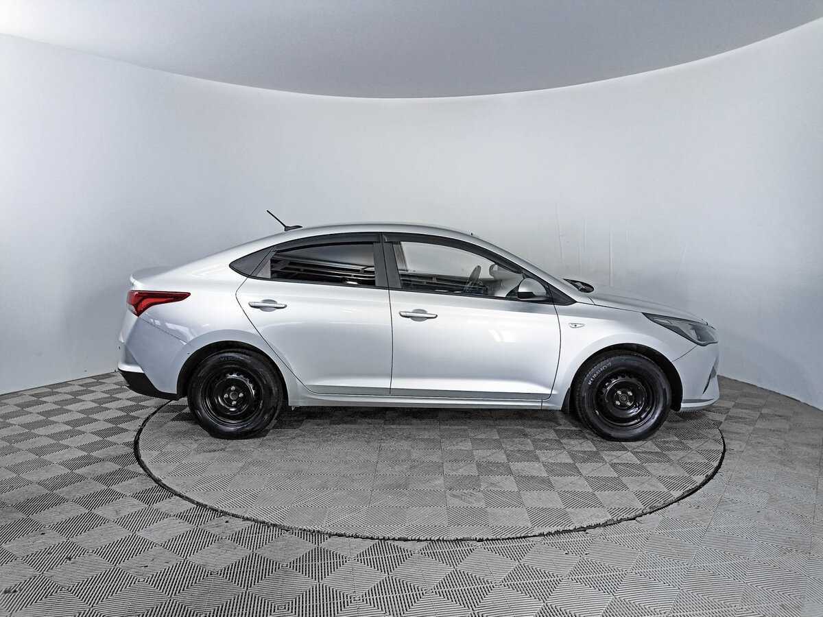 Купить Hyundai Solaris, 2021, 49 985 км, фото №4