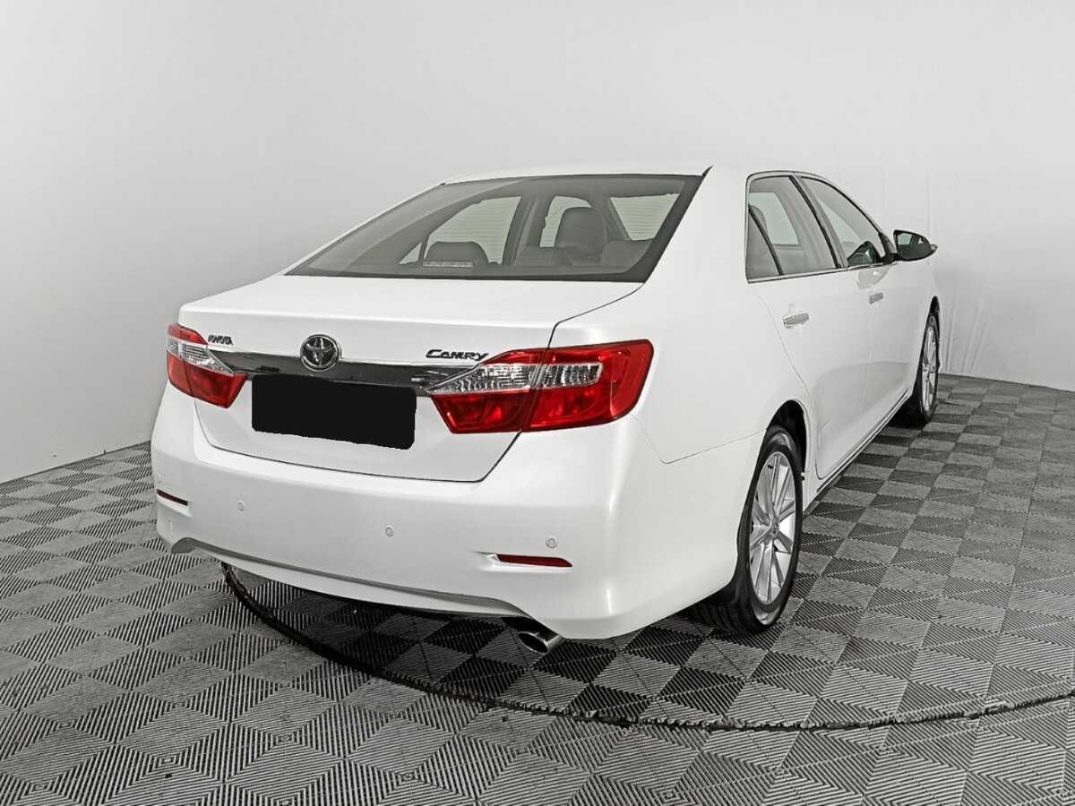 Купить Toyota Camry, 2014, 181 002 км, фото №4