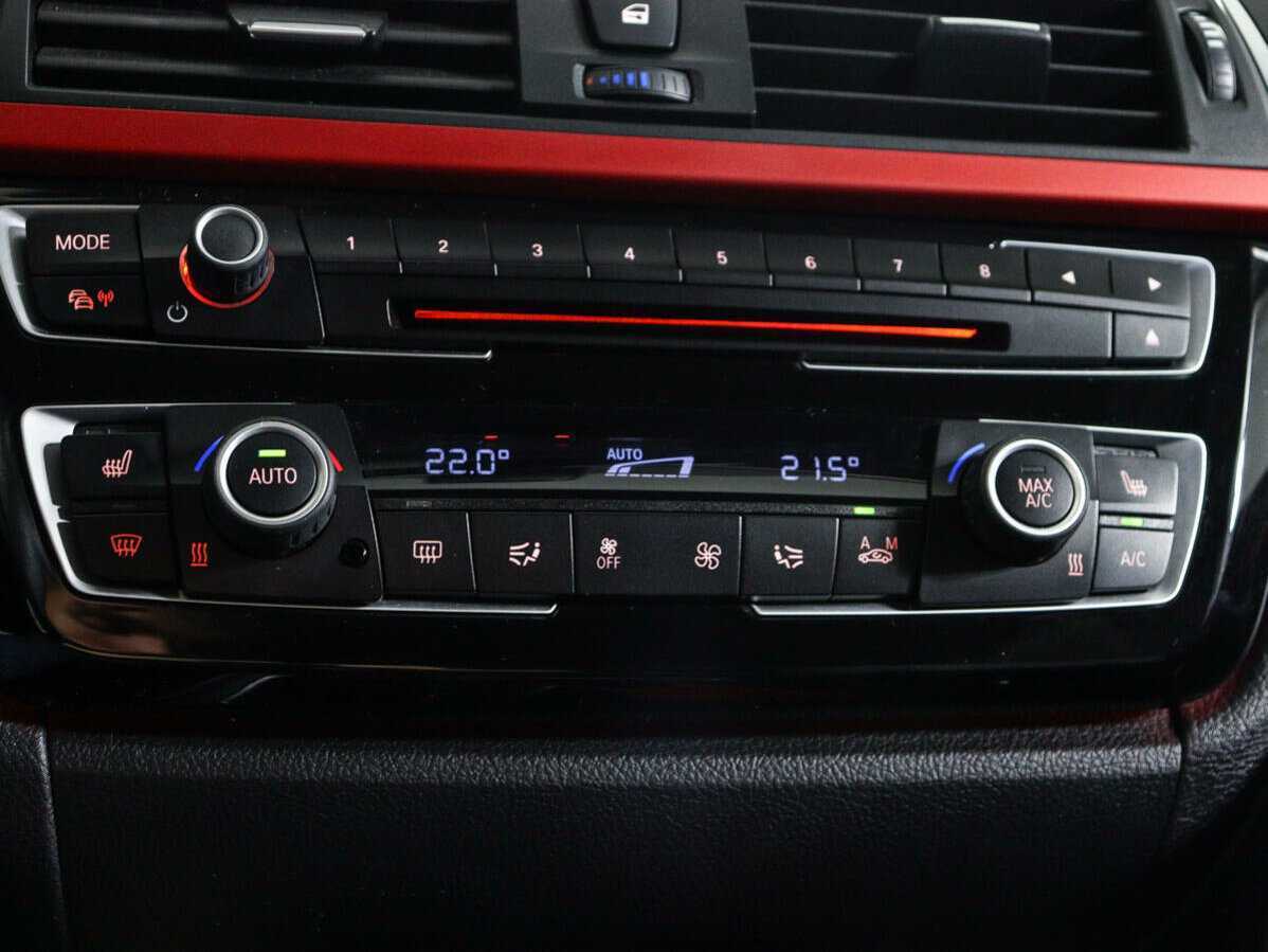 Купить BMW 3 серии 320d, 2016, 117 000 км, фото №16