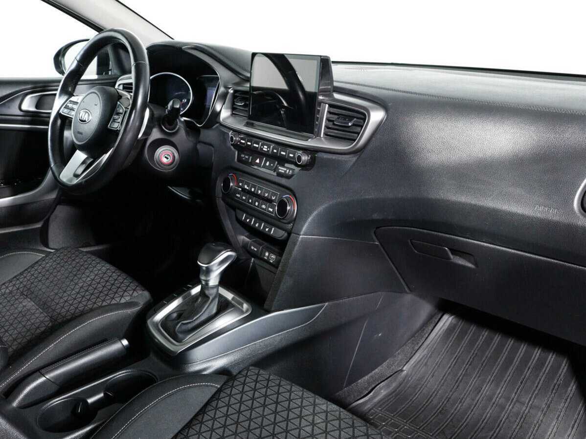 Купить Kia Ceed, 2019, 131 118 км, фото №9