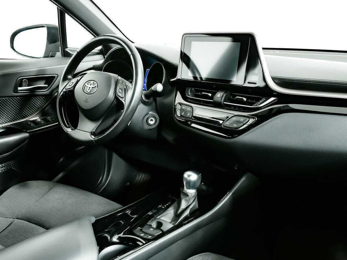 Купить Toyota C-HR, 2018, 67 869 км, фото №9