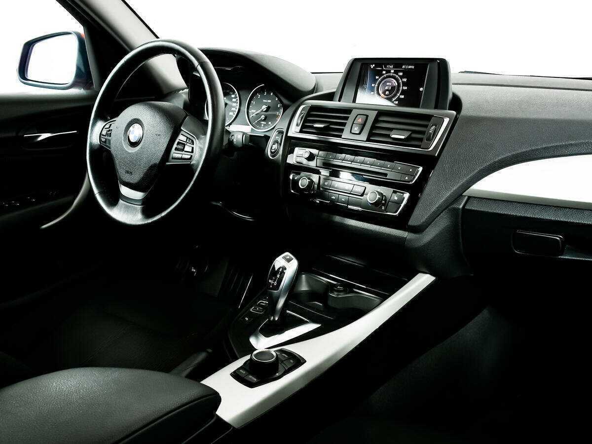 Купить BMW 1 серии 118i, 2016, 85 000 км, фото №9