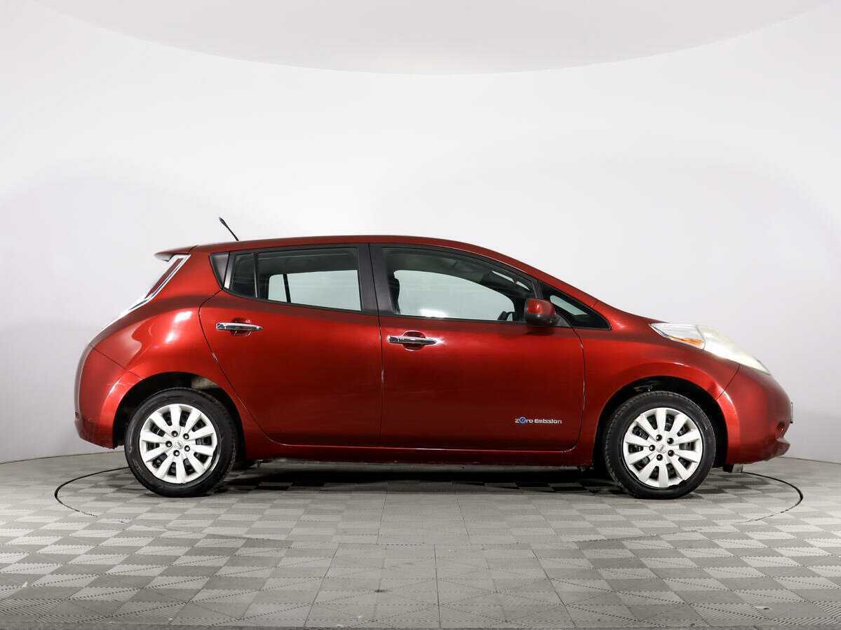Купить Nissan Leaf, 2013, 66 405 км, фото №4