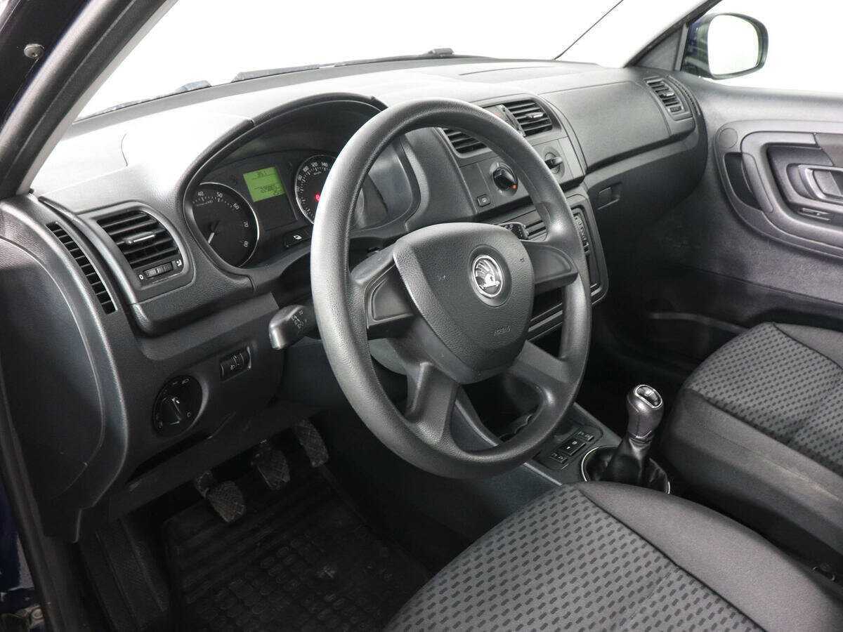 Купить Skoda Fabia, 2013, 229 836 км, фото №5
