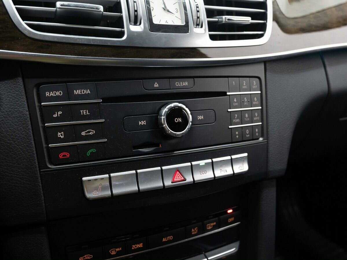Купить Mercedes-Benz E-Класс 200, 2015, 23 500 км, фото №24