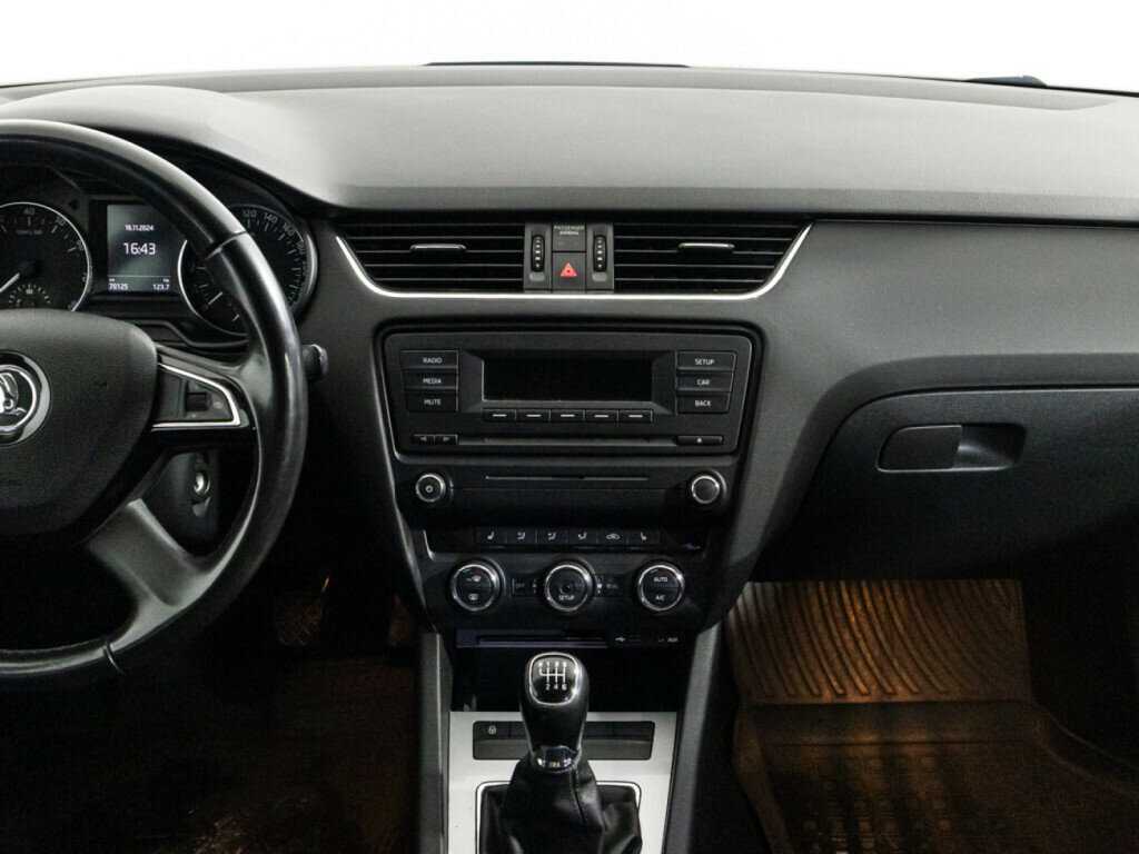 Купить Skoda Octavia, 2013, 70 123 км, фото №14