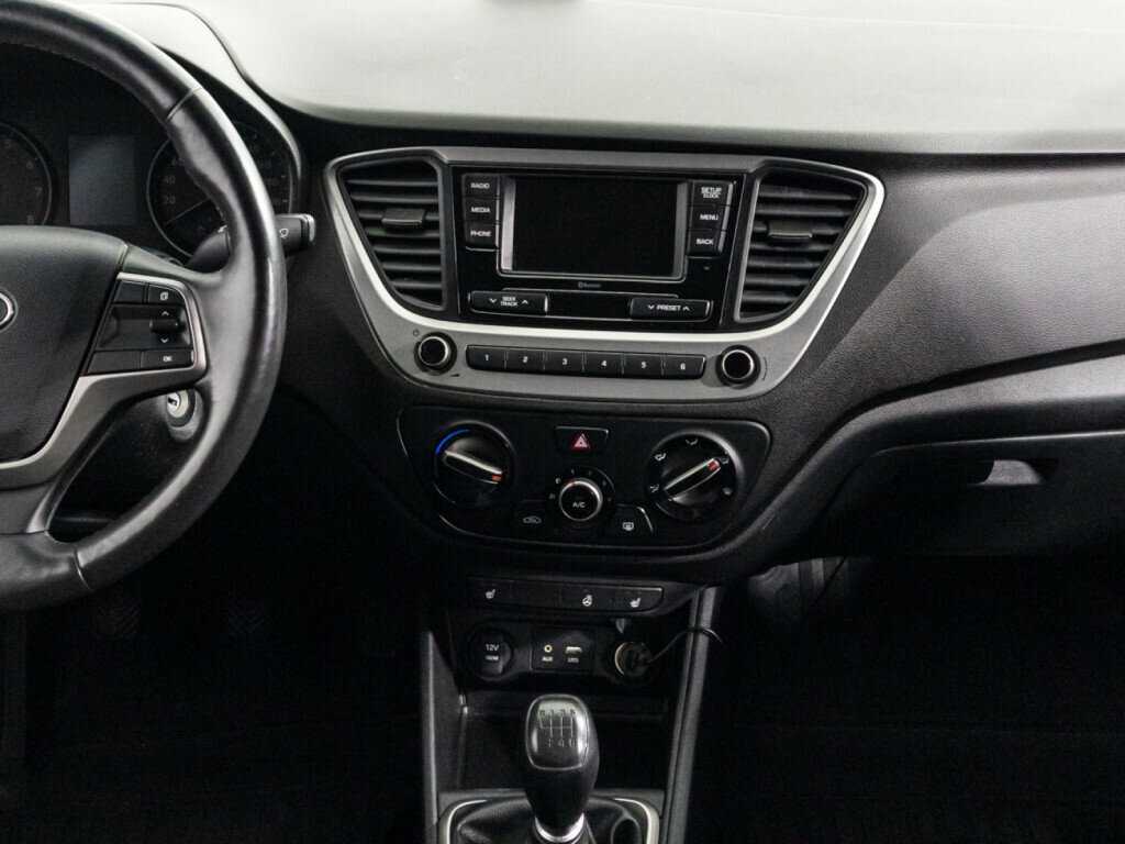 Купить Hyundai Solaris, 2017, 111 142 км, фото №14