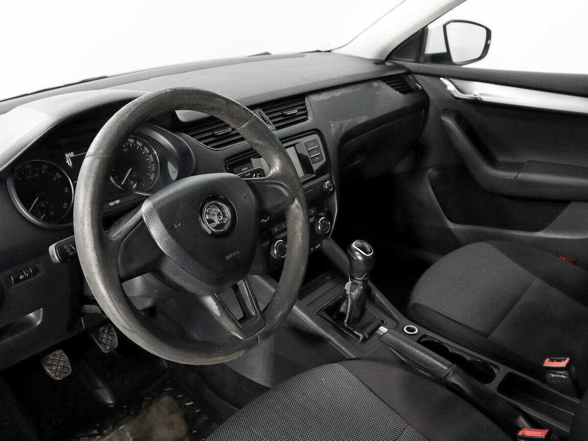 Купить Skoda Octavia, 2016, 546 015 км, фото №9