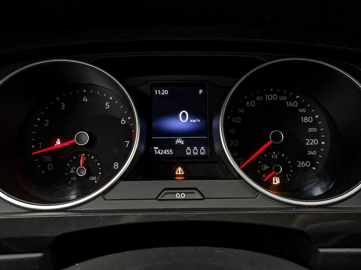 Купить Volkswagen Tiguan, 2021, 142 432 км, фото №16