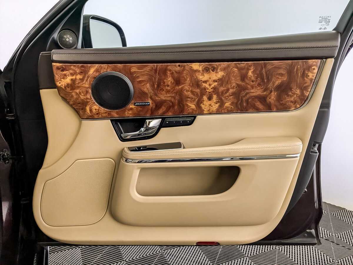 Купить Jaguar XJ, 2012, 245 927 км, фото №24