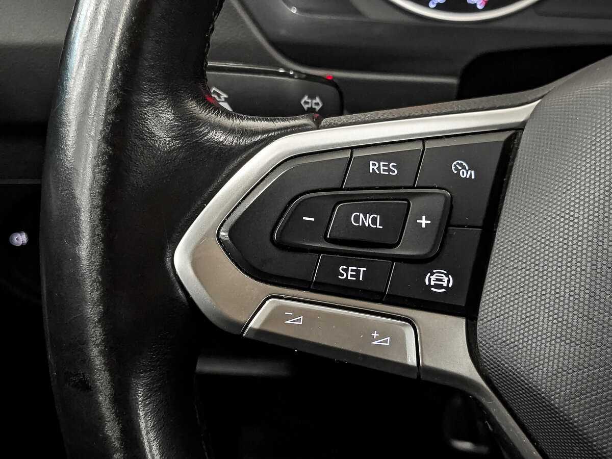 Купить Volkswagen Tiguan, 2021, 157 146 км, фото №26