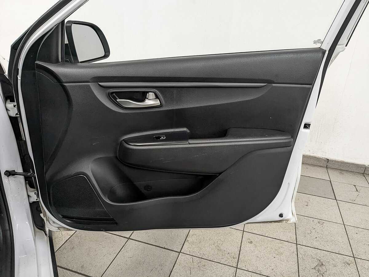 Купить Kia Rio X-Line, 2020, 190 362 км, фото №22