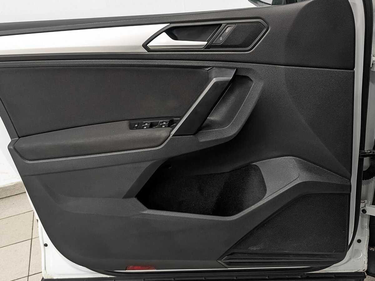 Купить Volkswagen Tiguan, 2021, 153 130 км, фото №17