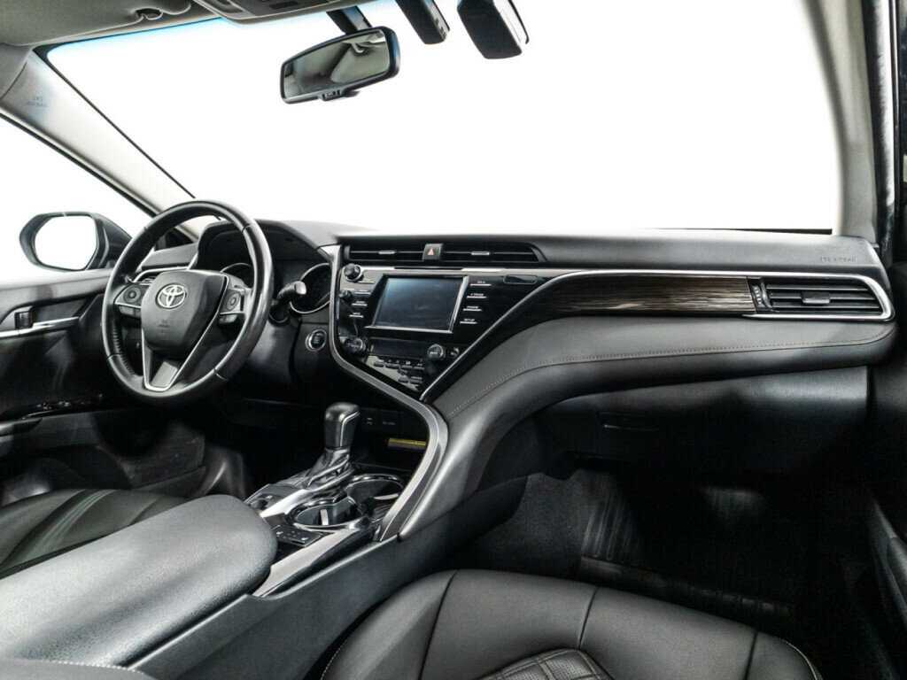 Купить Toyota Camry, 2018, 147 229 км, фото №9