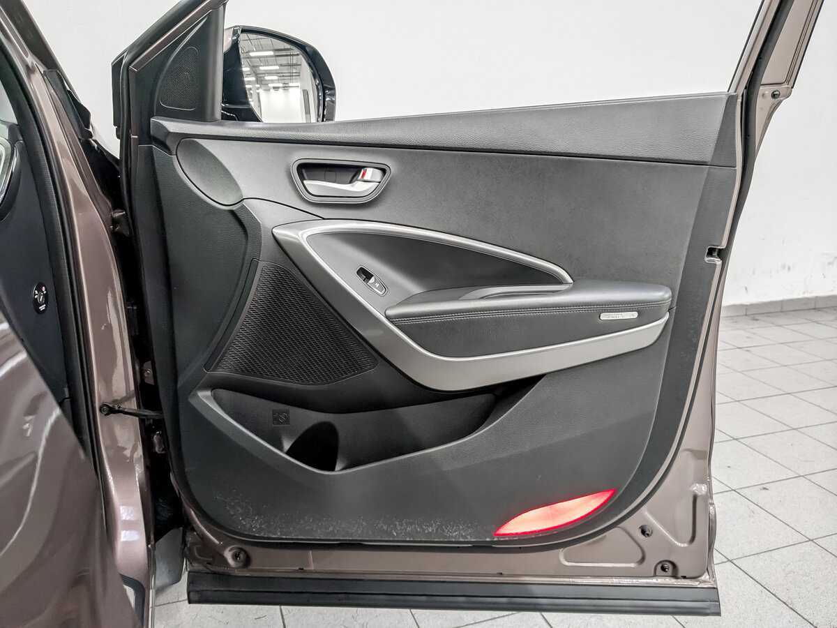 Купить Hyundai Santa Fe, 2015, 141 611 км, фото №23